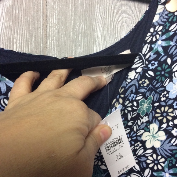 1 LEFT - NWT LOFT Blue Floral Dress PLUS SIZE 26 - Picture 6 of 7